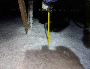 Zateplení stropu zemědělské haly pomocí foukané izolace